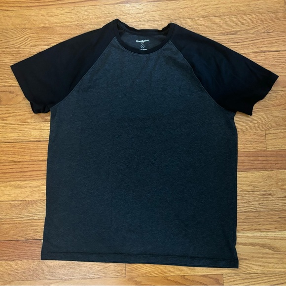 Goodfellow & Co Other - Goodfellow & Co Tshirt Men’s Large Black Gray Standard Tee Raglan Casualwear Top